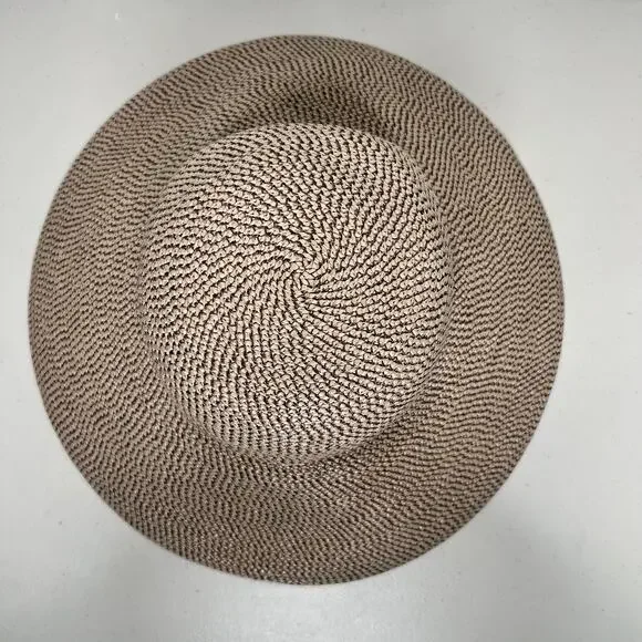 Eric Javits Hampton Floppy Sun Hat - Picture 3 of 9